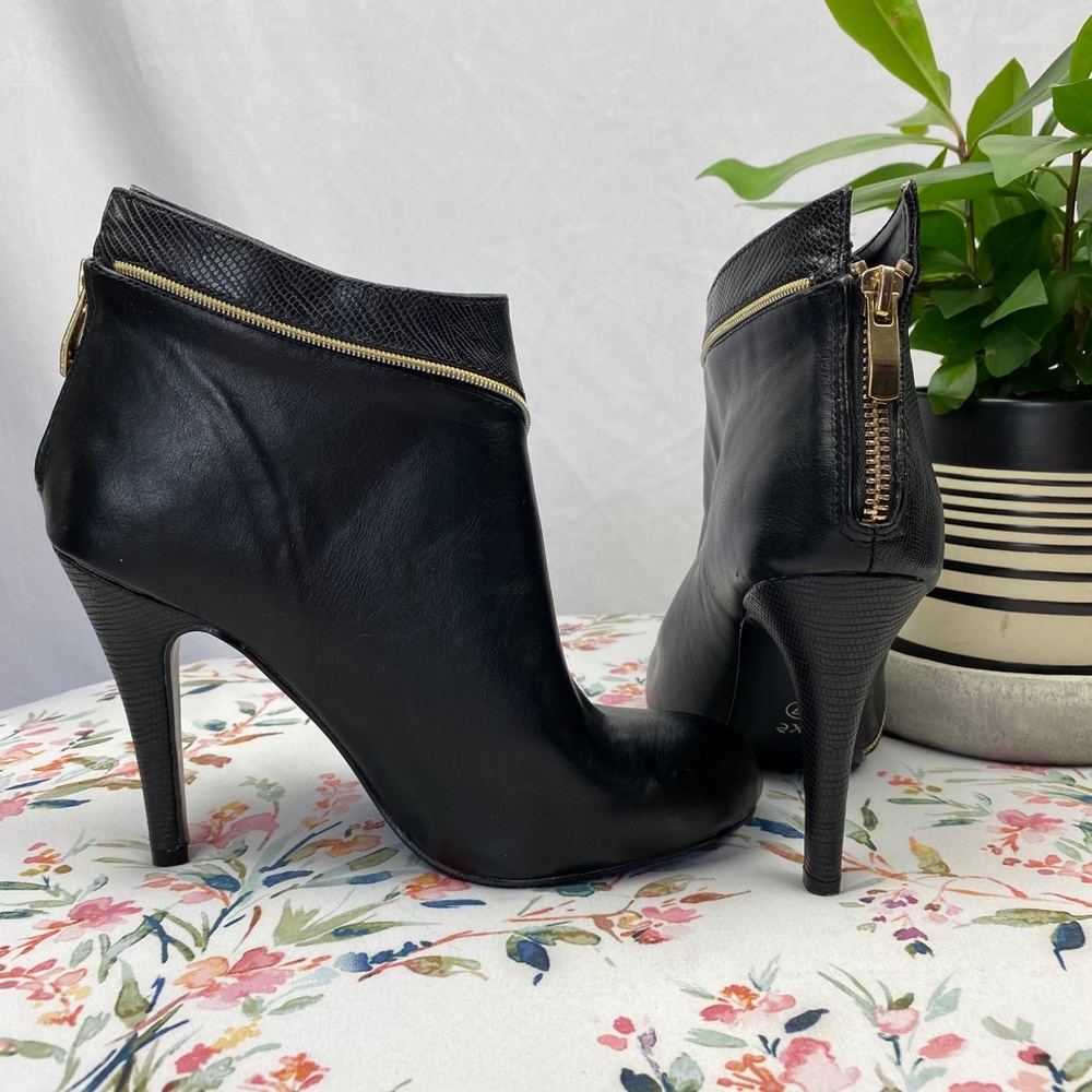 Exe' Greek Black Gold Leather Ankle Booties Heel - Picture 4 of 8